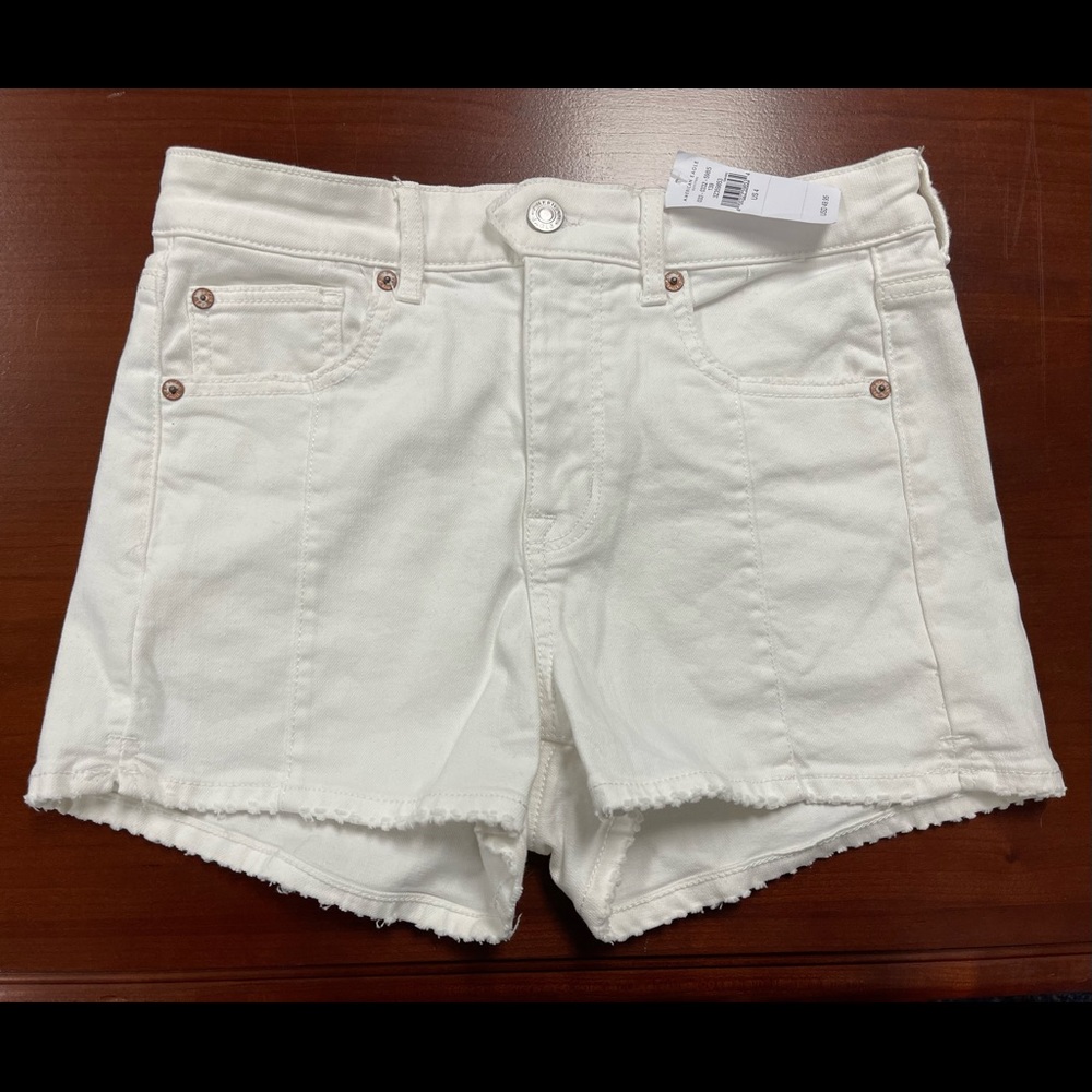 American Eagle Super Hi-Rise Shortie White Denim Shorts 4 NWT